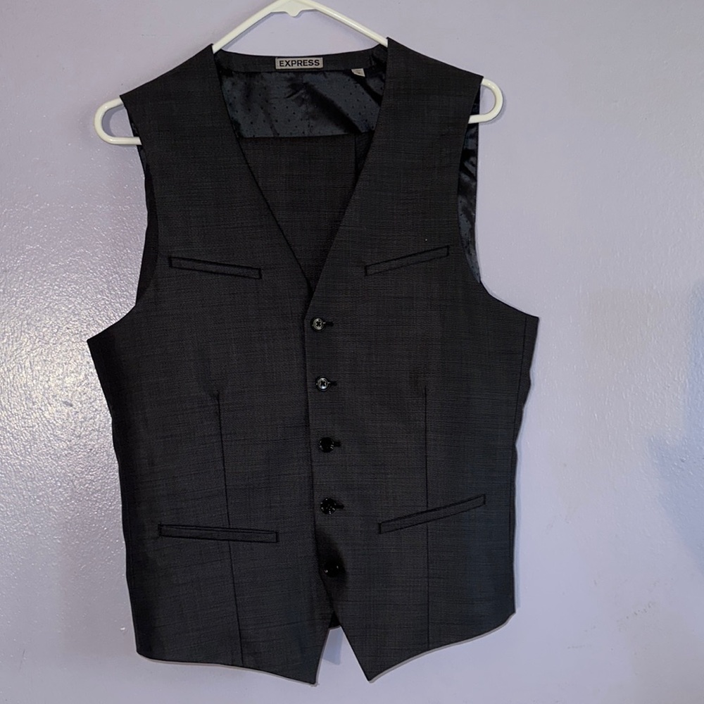 Express vest and pants set